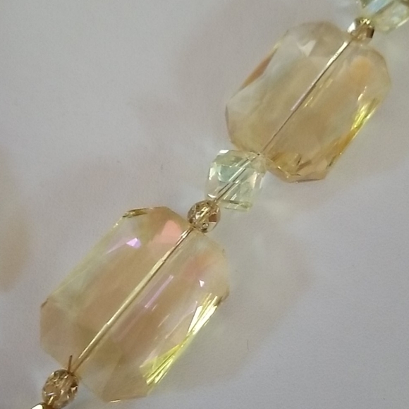 NWT Repurposed Hand Crafted Vintage Jewelry Assemblage Crystal Necklace - Picture 5 of 16